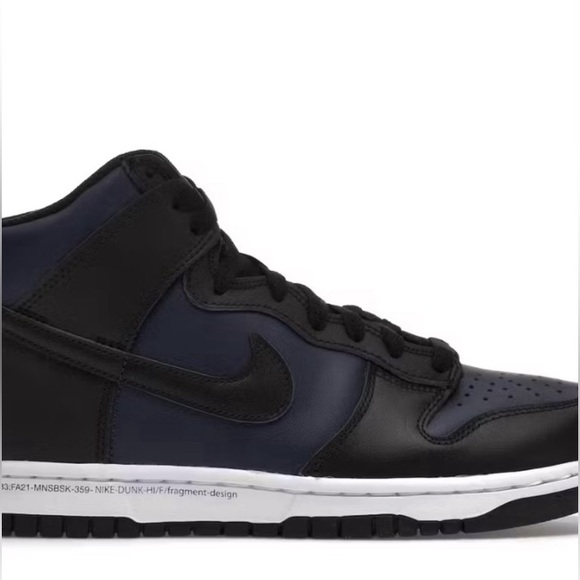 Athletic_Shoes